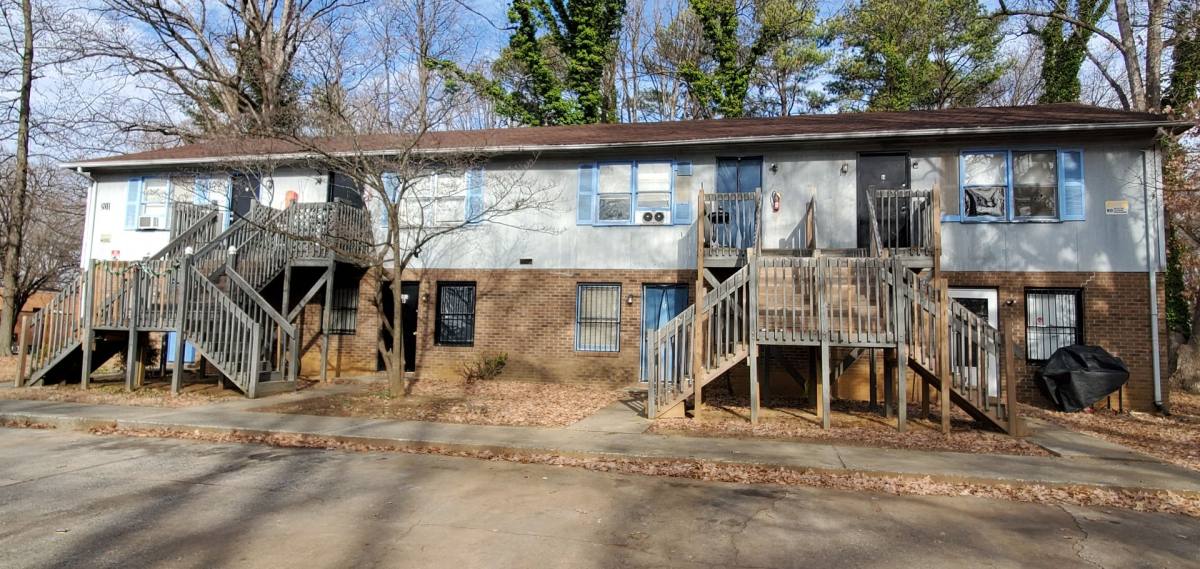 Apartment for rent at 201 E Meadowview Rd, Greensboro, NC 27406