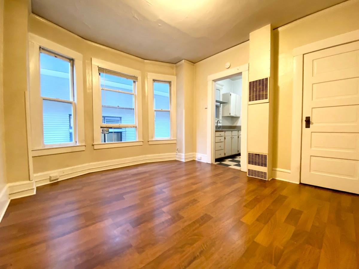 Apartment for rent at 1511 Boylston Ave, Seattle, WA 98122