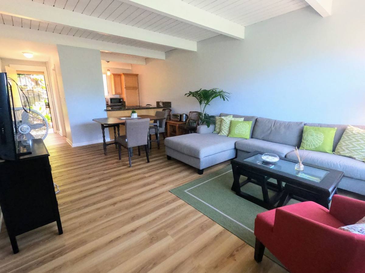 Townhouse for rent at 4958-2 Kilauea Ave, Honolulu, HI 96816