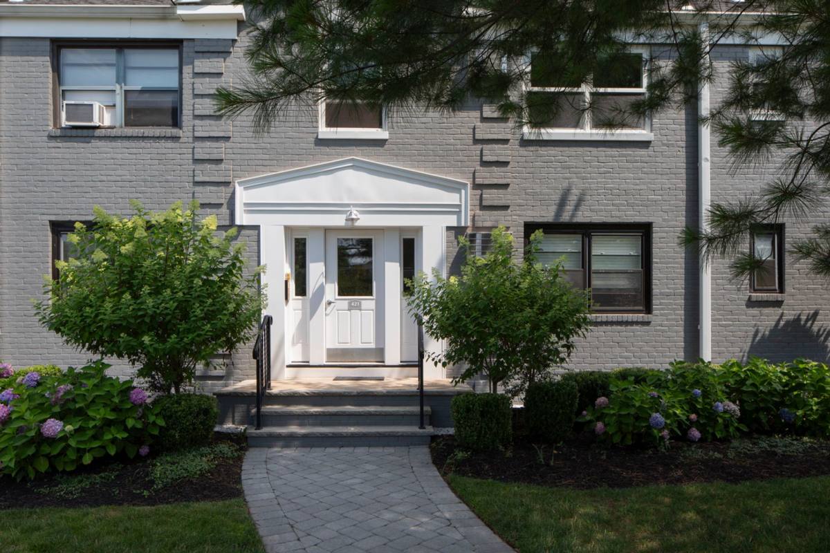 Apartment for rent at 405 - 425 Broad Ave, Leonia, NJ 07605
