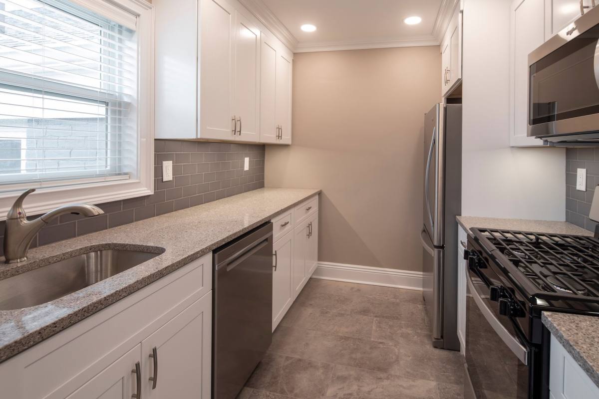 Apartment for rent at 405 - 425 Broad Ave, Leonia, NJ 07605