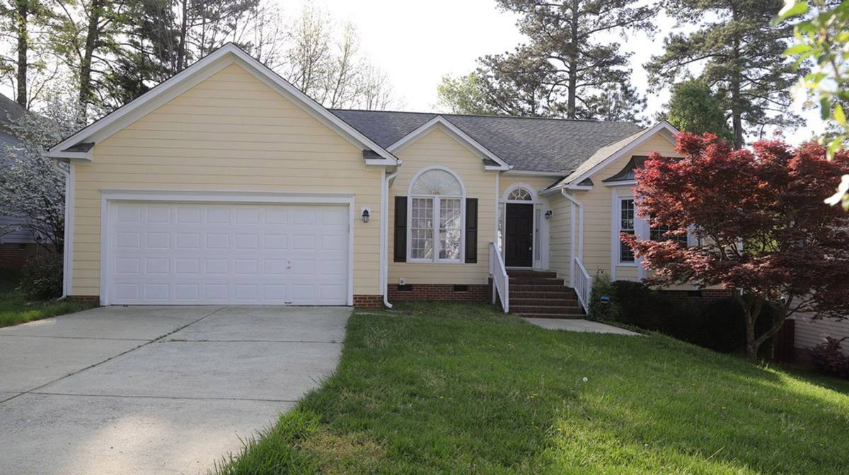 House for rent at 5301 Harrington Grove Dr, Raleigh, NC 27613