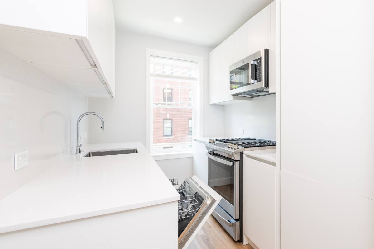Apartment for rent at 17 Forest St, Cambridge, MA 02140