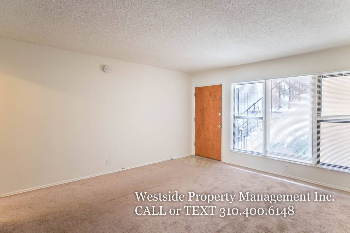 Apartment for rent at 808 6th St #4, Santa Monica, CA 90403