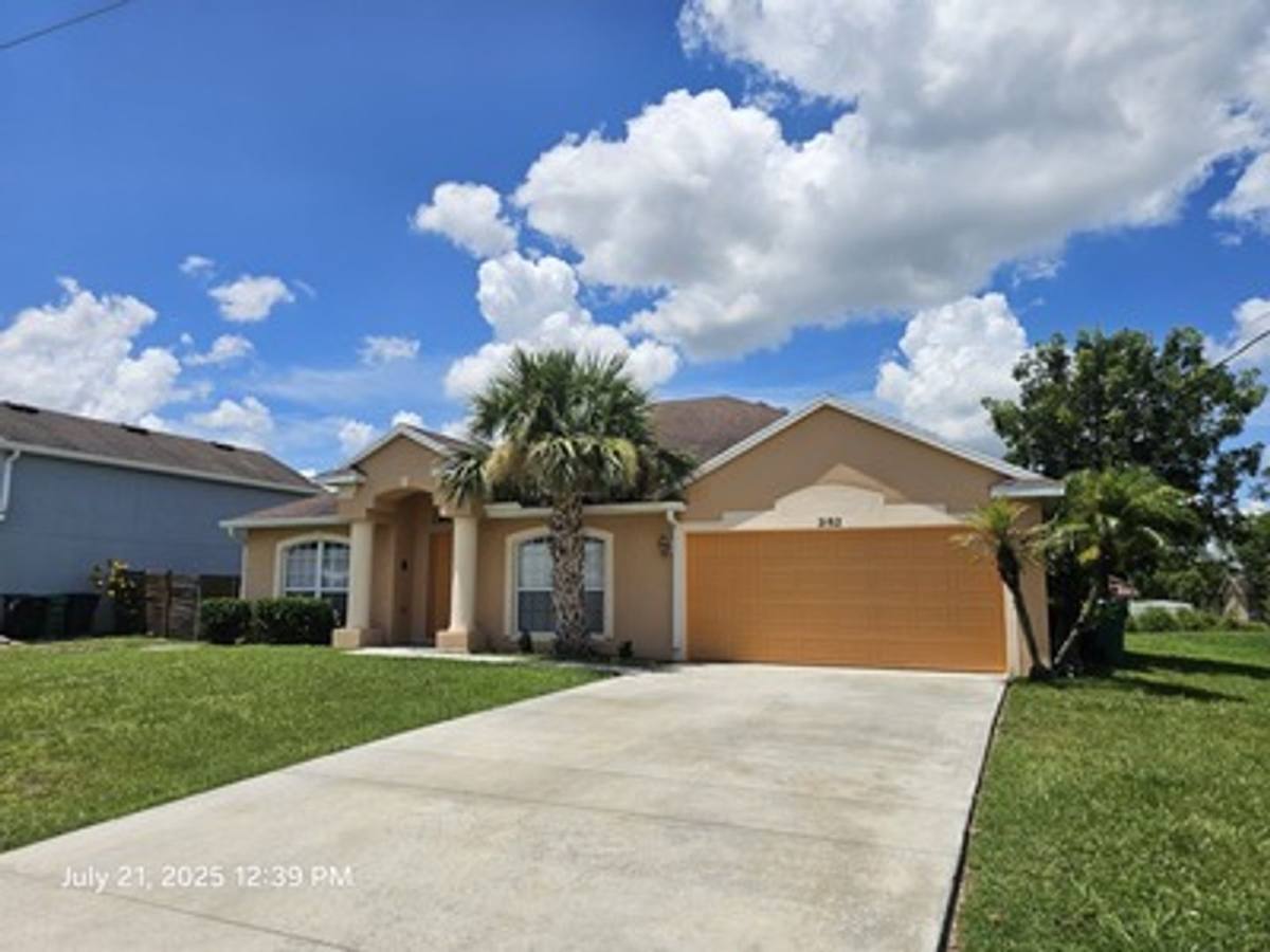 House for rent at 2182 SW Idaho Lane, Port Saint Lucie, FL 34953