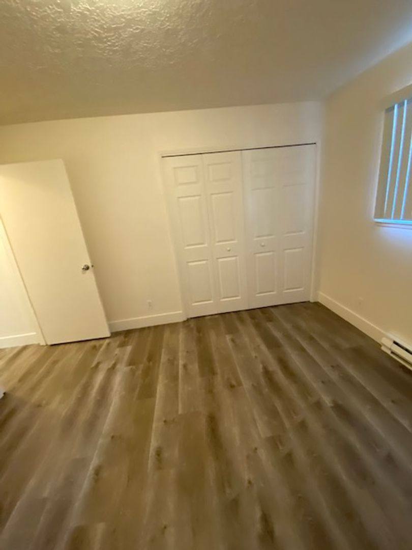 Apartment for rent at 1038 NE 21st St, Hillsboro, OR 97124