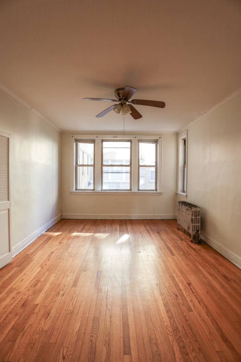 Apartment for rent at 7524 N Seeley #2S, Chicago, IL 60645