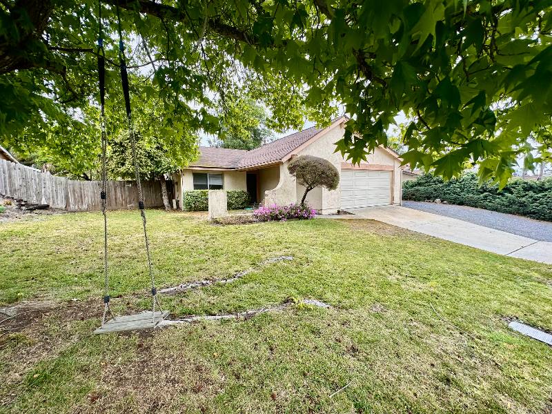 House for rent at 1210 Caren Rd, Vista, CA 92083