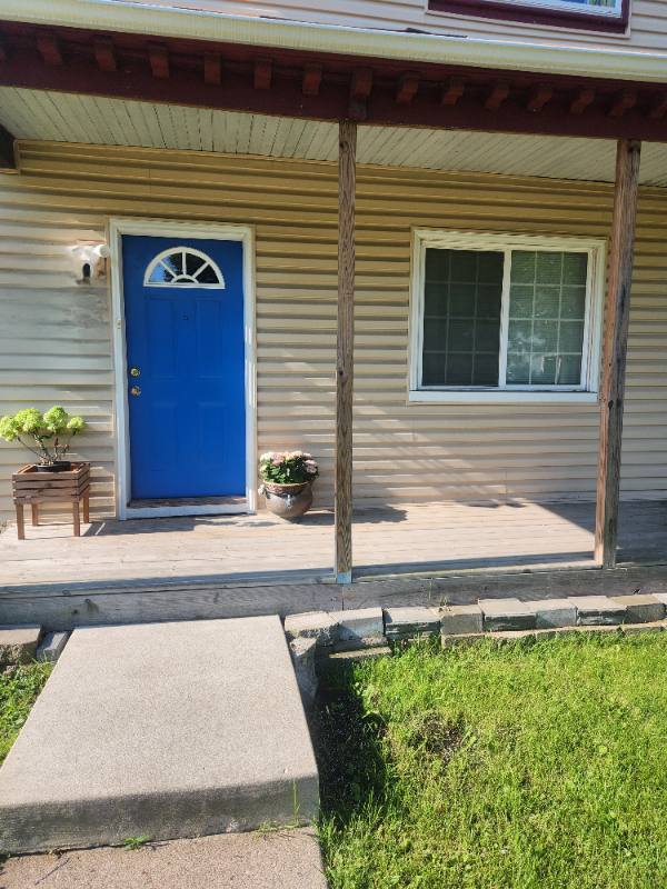 Apartment for rent at 34 Front Ave, Saint Paul, MN 55117