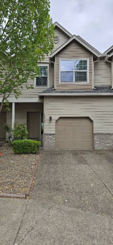 Townhouse for rent at 18549 SW Takena Court, Beaverton, OR 97003