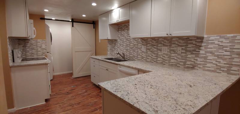 Apartment for rent at 333 E 300 N #B, Centerville, UT 84014