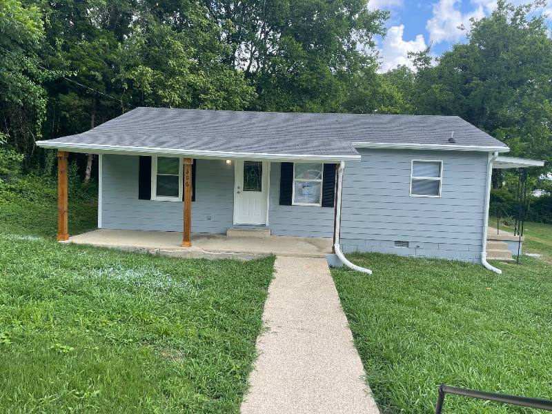 House for rent at 306 W 13th Ave, Columbia, TN 38401