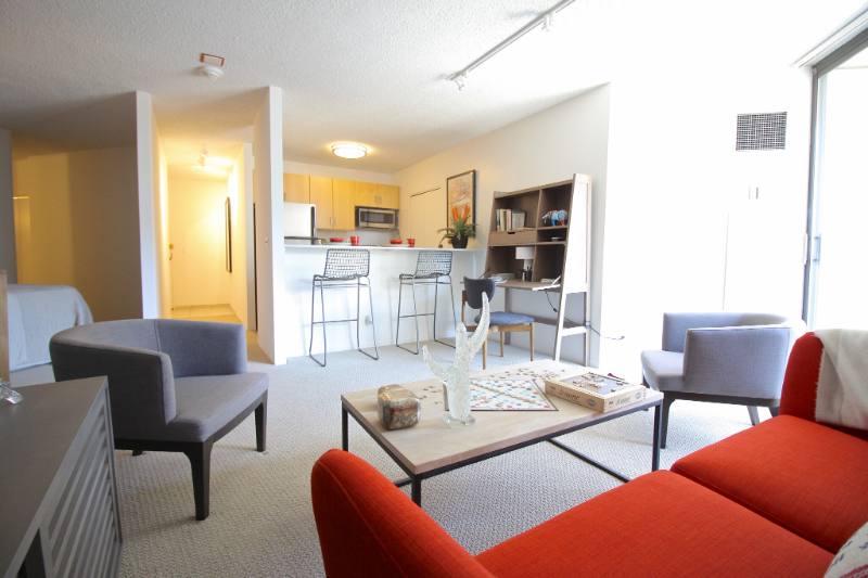 Apartment for rent at 746 N Dearborn, Chicago, IL 60654
