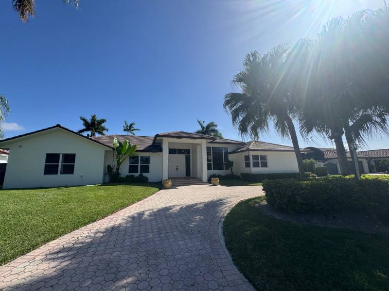 House for rent at 10840 SW 139th Rd, Miami, FL 33176