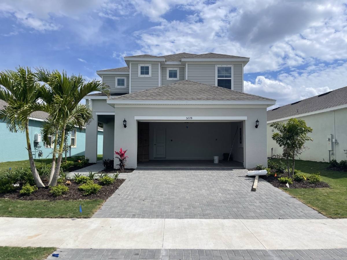 House for rent at 5228 Wishing Arch Dr, Apollo Beach, FL 33572