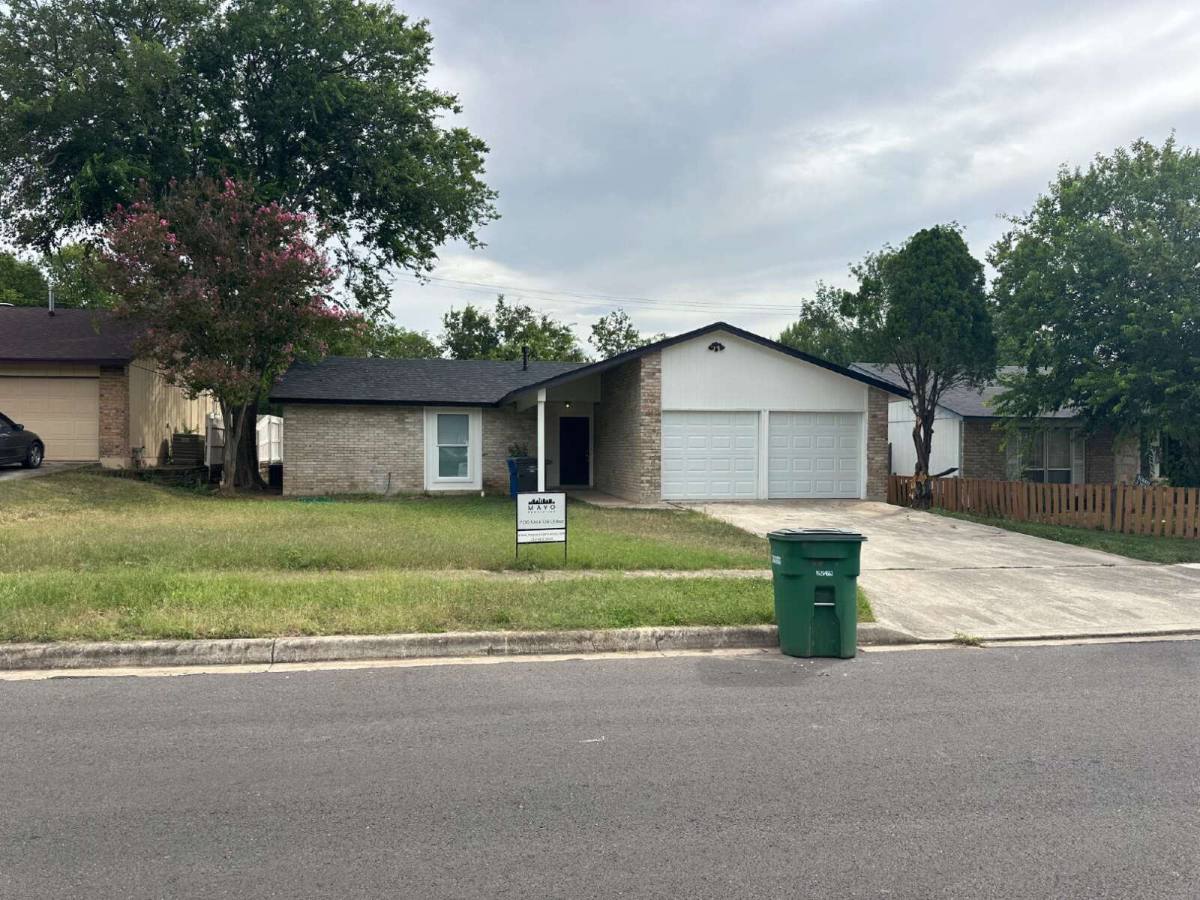 House for rent at 7406 Pipers Lane, San Antonio, TX 78238