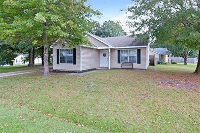House for rent at 400 Somerset Cove, Jacksonville, NC 28546