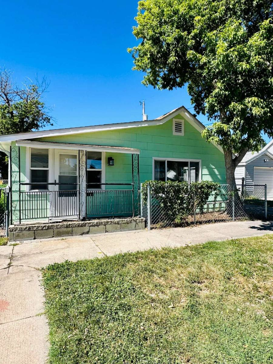 House for rent at 712 Maxwell Ave, Cheyenne, WY 82007