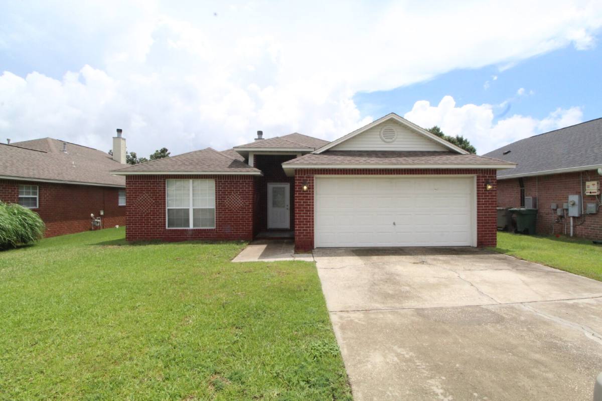 House for rent at 1118 Calinda Dr, Pensacola, FL 32506