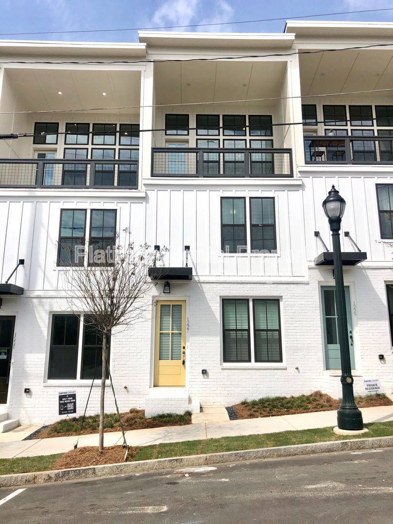 Townhouse for rent at 1227 Cushenberry Lane NW, Atlanta, GA 30318