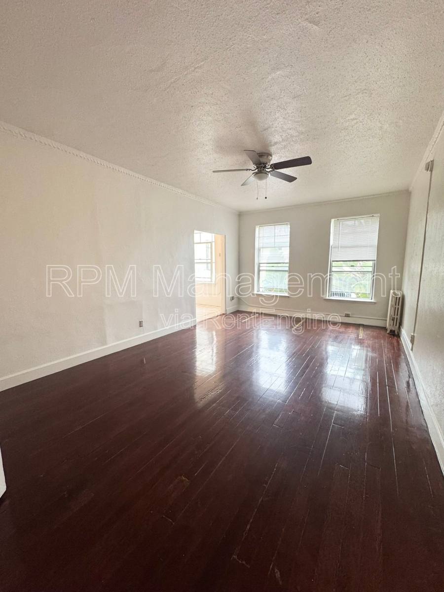 Apartment for rent at 901 S Kingsley Dr #203, Los Angeles, CA 90020