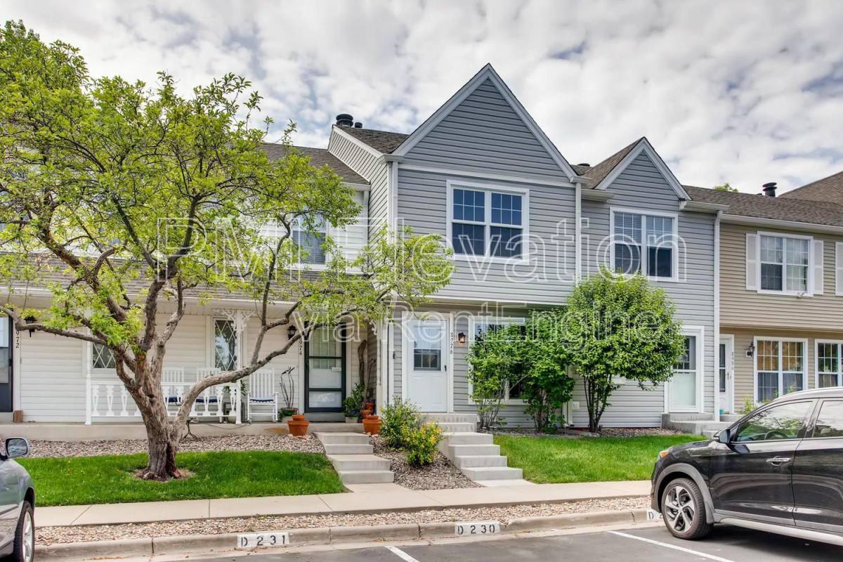 Townhouse for rent at 8976 W Dartmouth Place, Denver, CO 80227