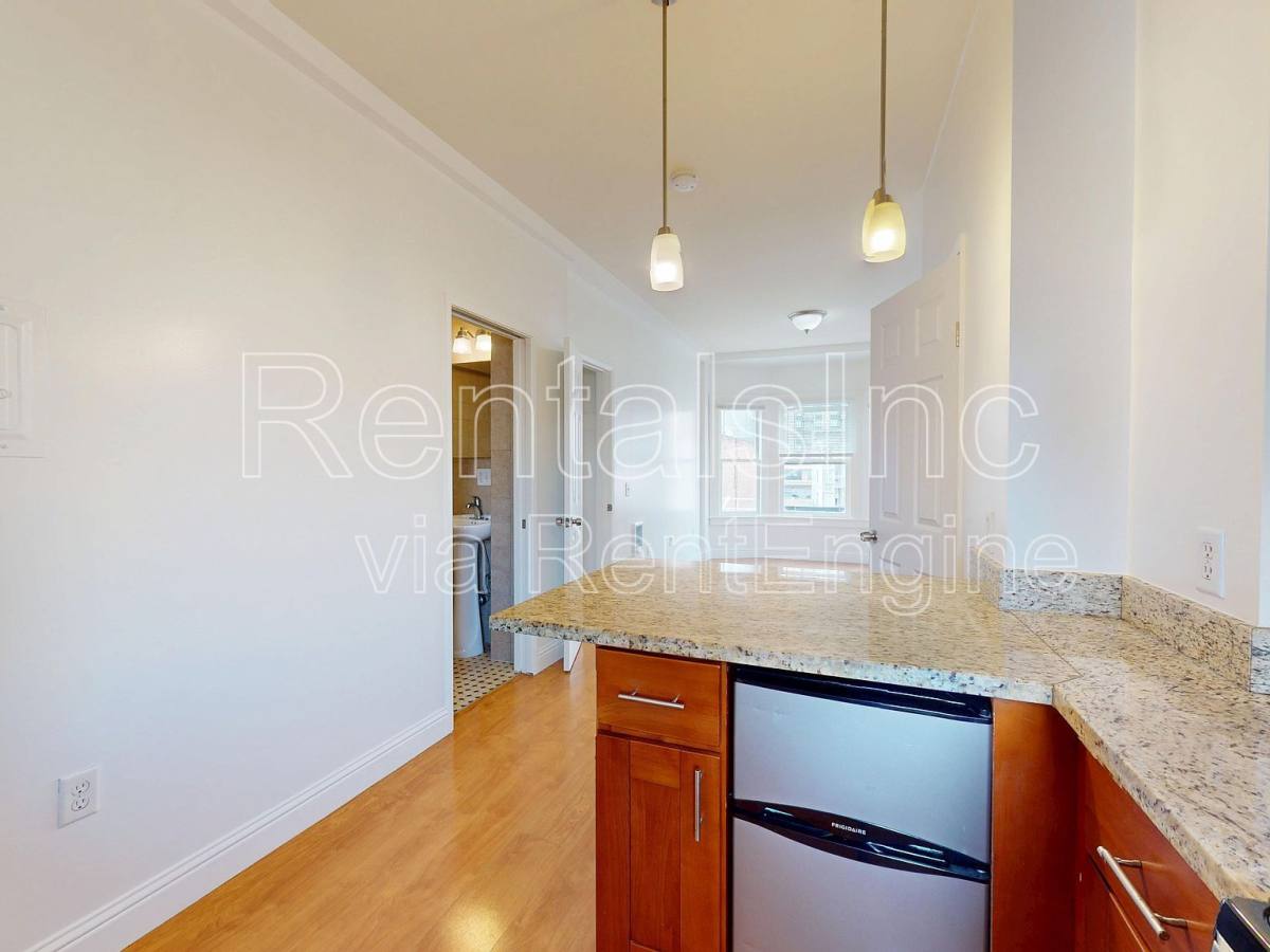 Apartment for rent at 1049 Post St #37, San Francisco, CA 94109