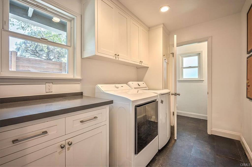 House for rent at 385 E Mendocino St, Altadena, CA 91001