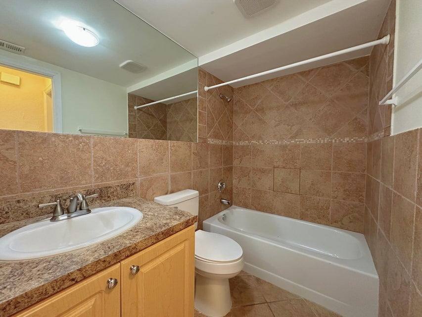 Townhouse for rent at 6557 NW 172nd Lane, Hialeah, FL 33015