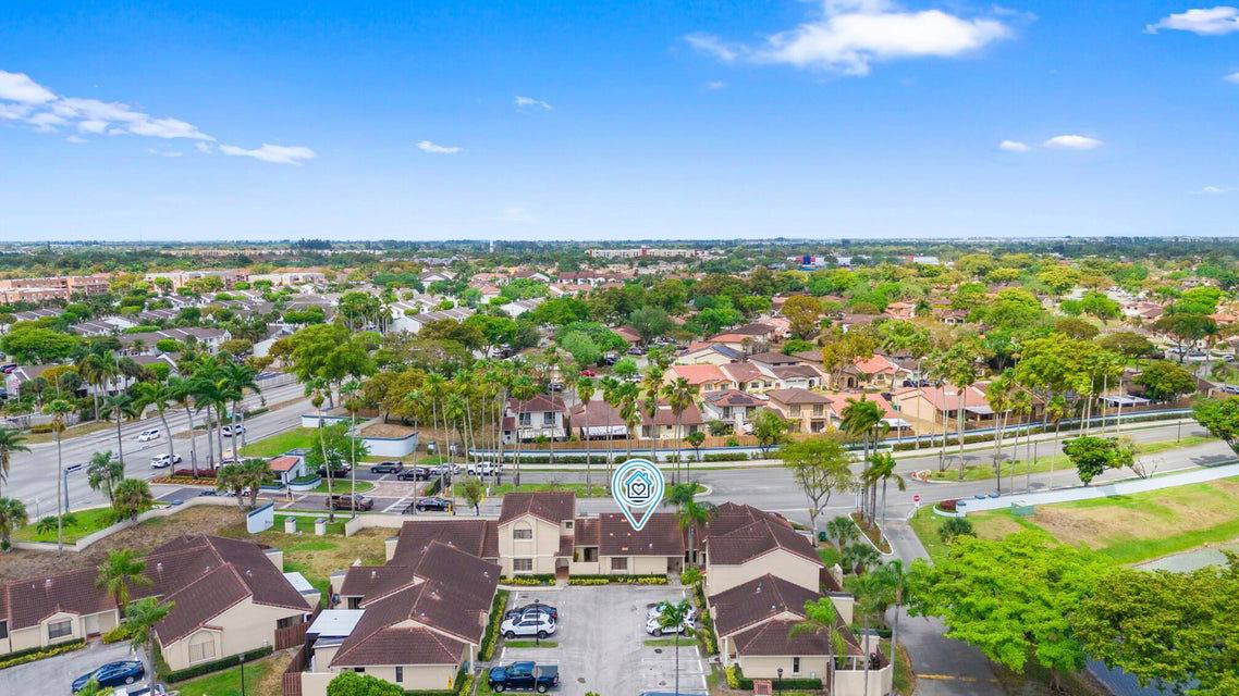 Townhouse for rent at 6557 NW 172nd Lane, Hialeah, FL 33015