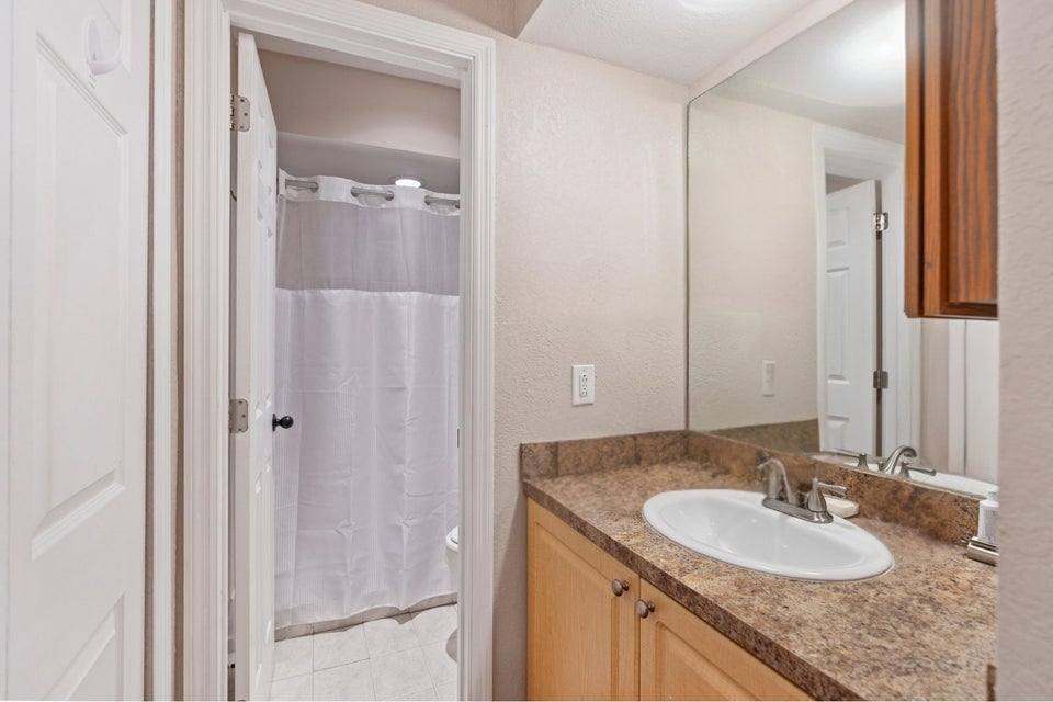Townhouse for rent at 6557 NW 172nd Lane, Hialeah, FL 33015