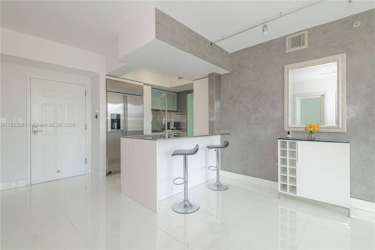 House for rent at 2000 N Bayshore Dr #617, Miami, FL 33137