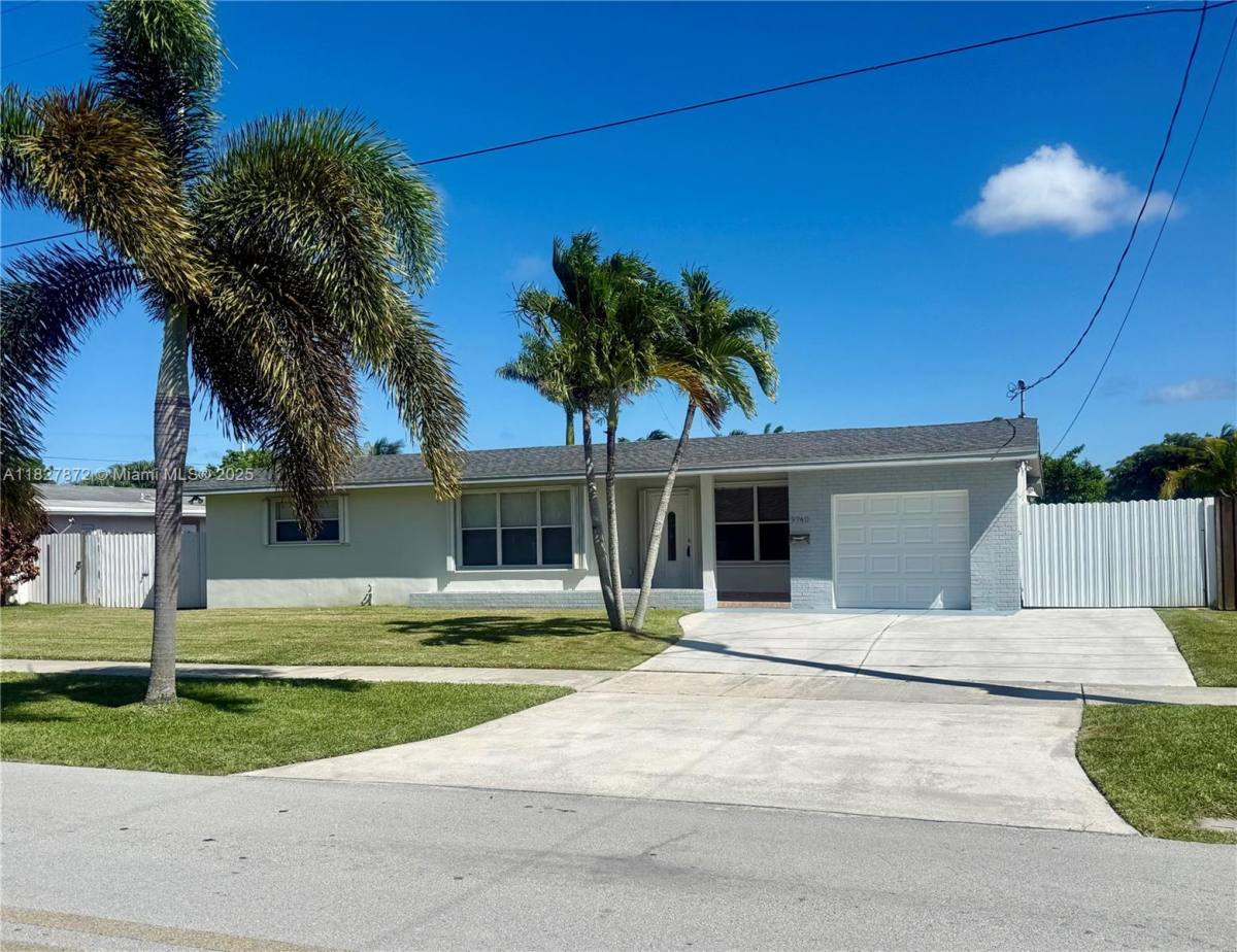 House for rent at 9741 Sterling Dr, Miami, FL 33157