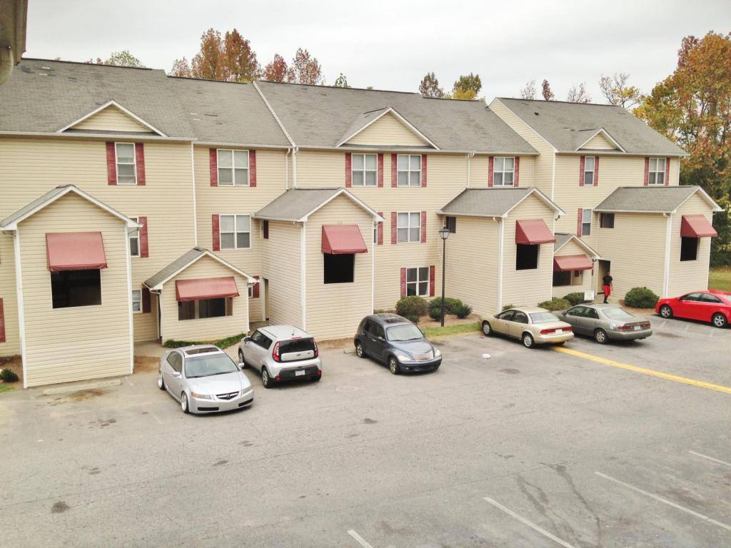 Apartment for rent at 310 Ardale Dr #2B, High Point, NC 27260