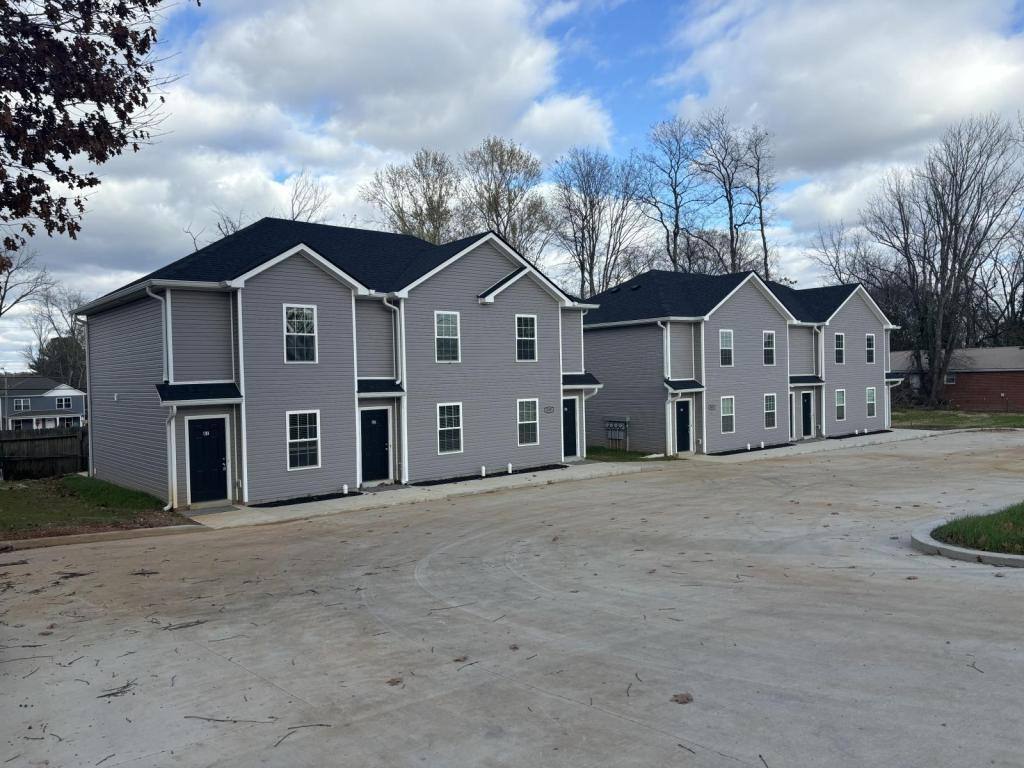 Townhouse for rent at 509 Britton Springs Rd, Clarksville, TN 37042