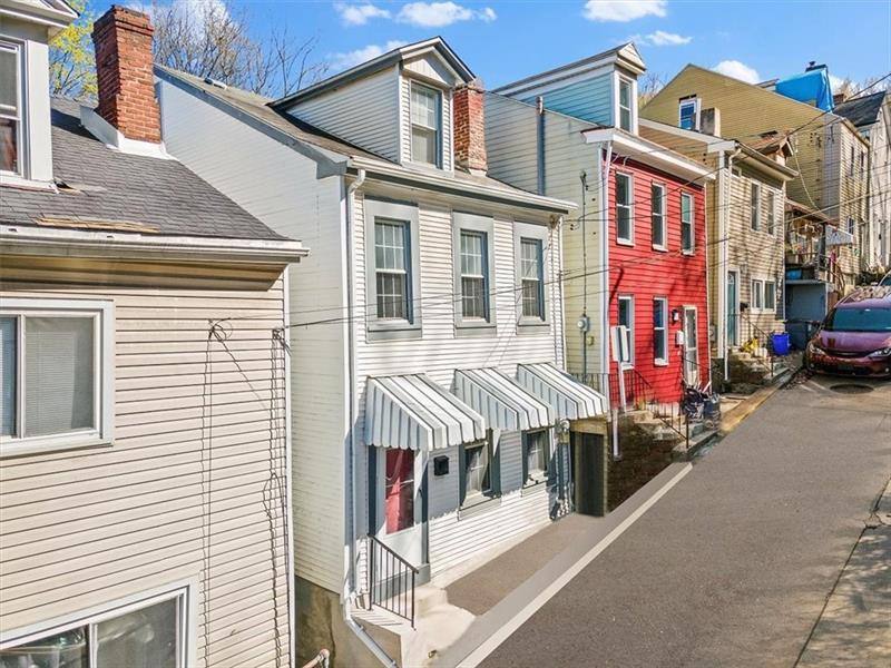 House for rent at 39 Welsh Way, Pittsburgh, PA 15203