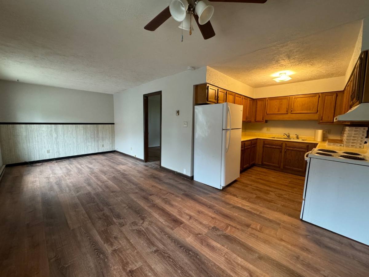 Apartment for rent at 1311 Wabash Ave #2, Mattoon, IL 61938