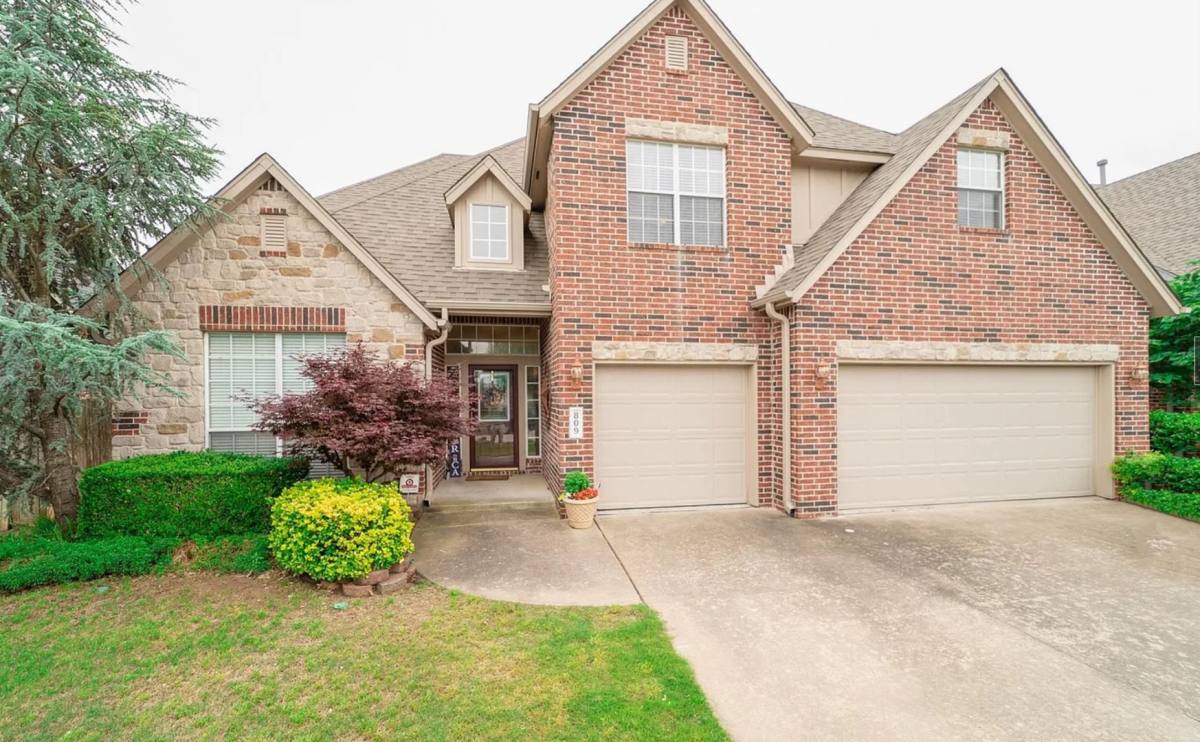 House for rent at 809 E Seattle St, Broken Arrow, OK 74012