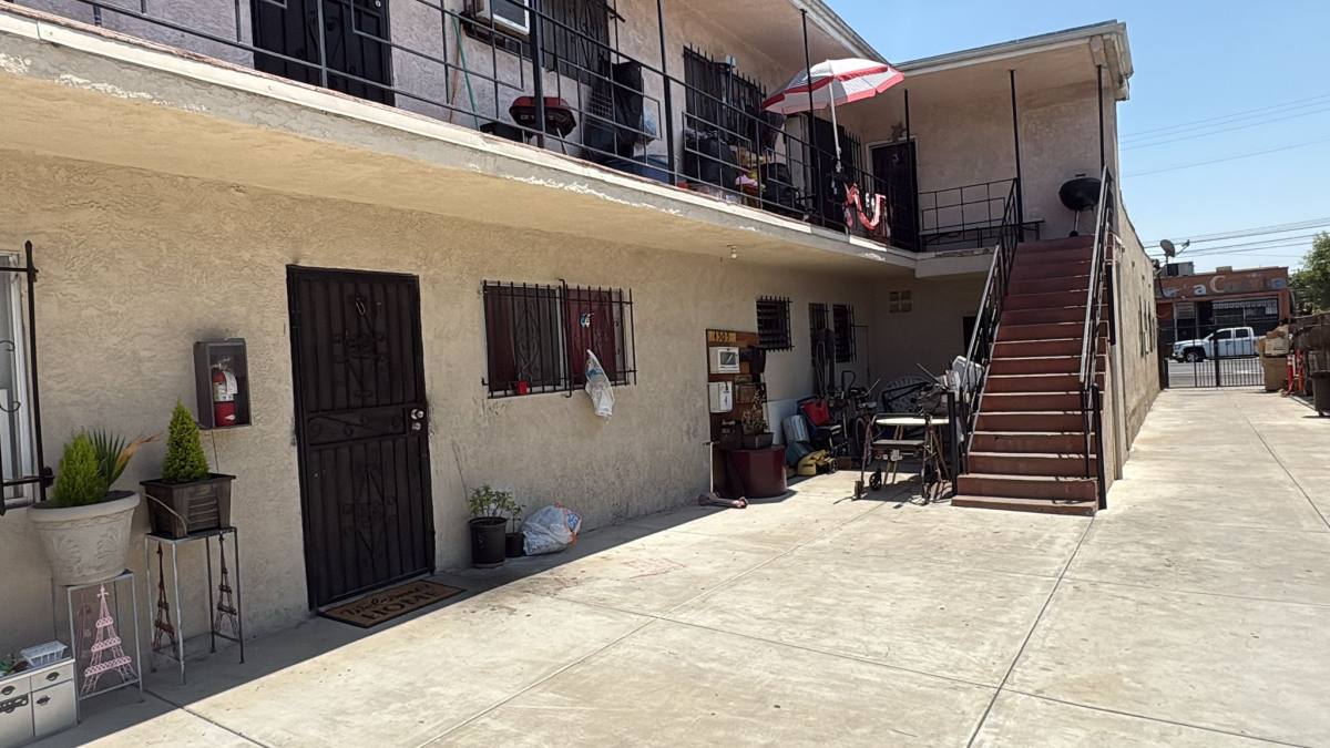 Apartment for rent at 4505 S Avalon Blvd #5, Los Angeles, CA 90011