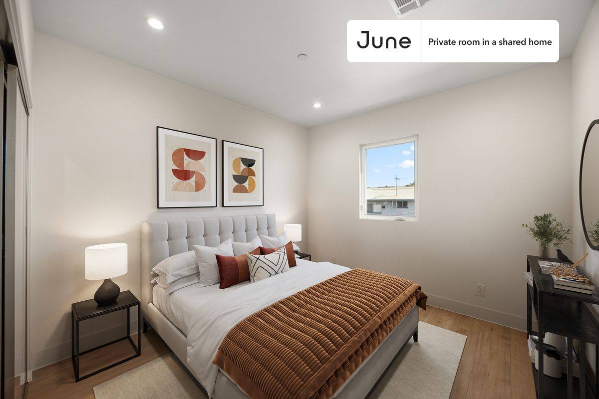 Apartment for rent at 5637 Riverton Ave N Hollywood #B, North Hollywood, CA 91601