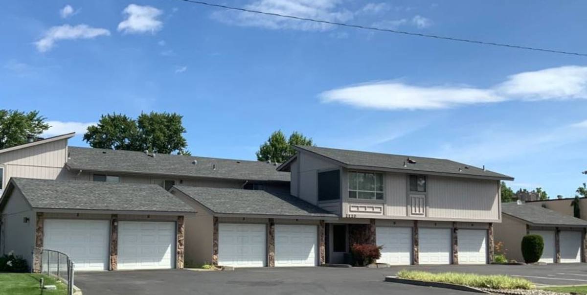 Townhouse for rent at 2120 Duportail St, Richland, WA 99352