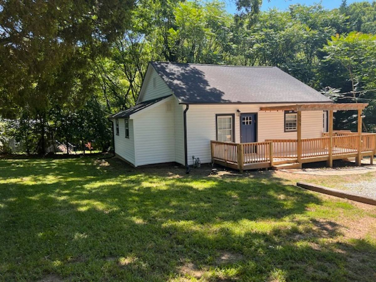 House for rent at 509 Terrell Rd, Hillsborough, NC 27278