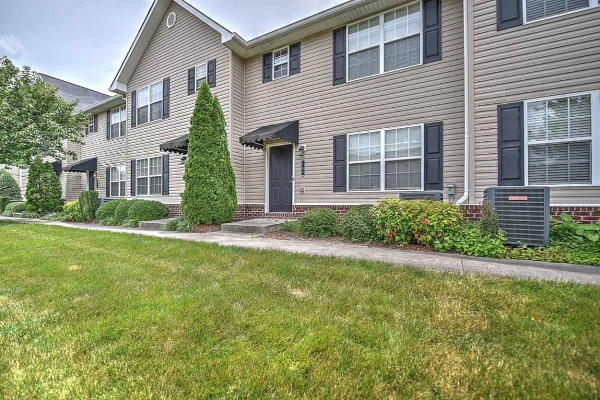 Condo for rent at 2121 S Greenwood Rd, Johnson City, TN 37604