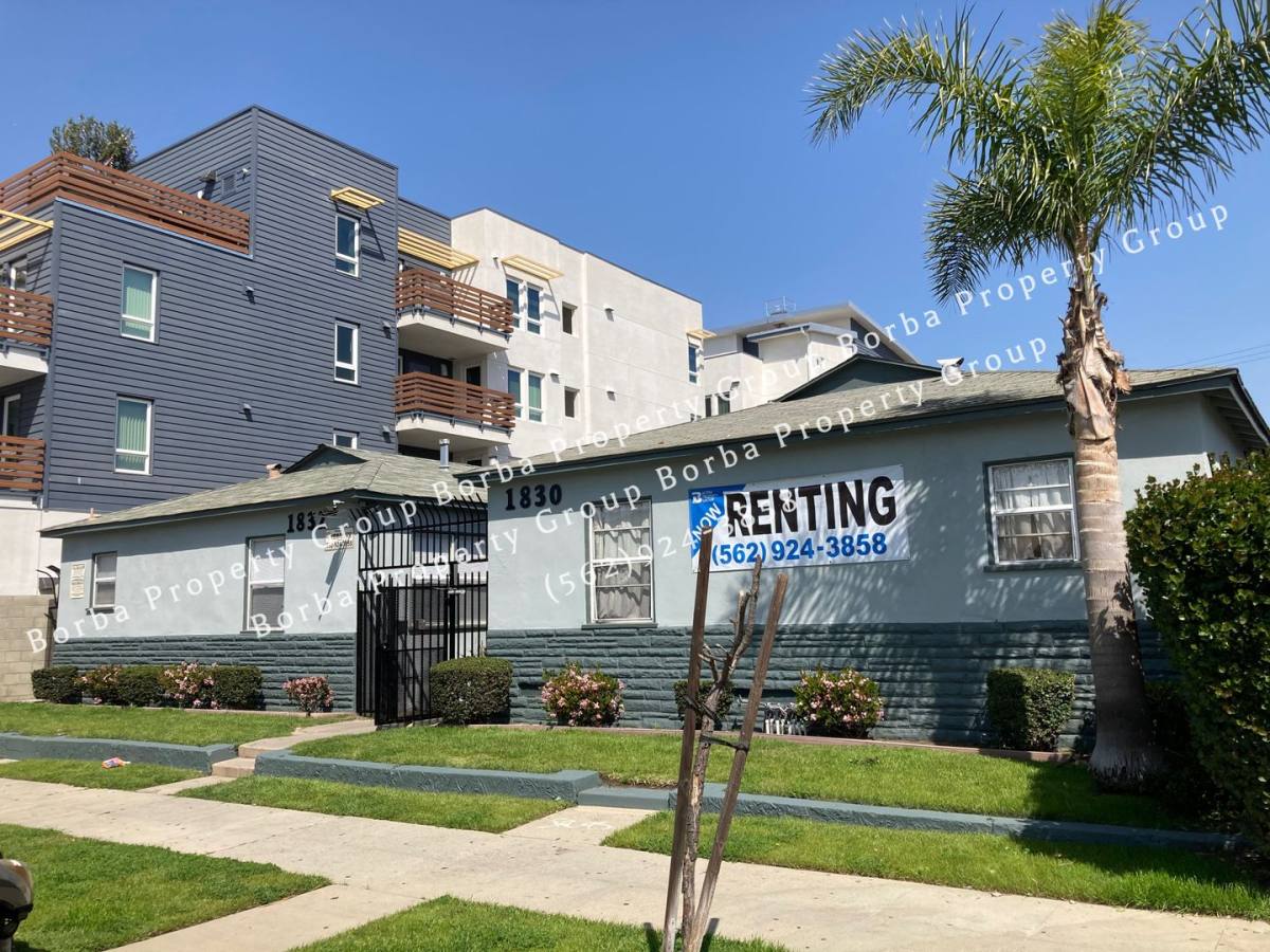 Apartment for rent at 1830-1832 Locust Ave, Long Beach, CA 90806