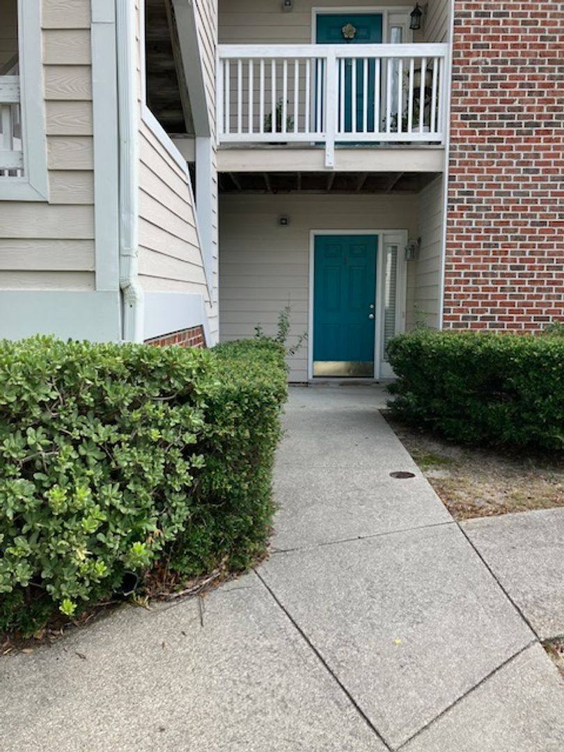 Apartment for rent at 906-B Litchfield Way, Wilmington, NC 28405