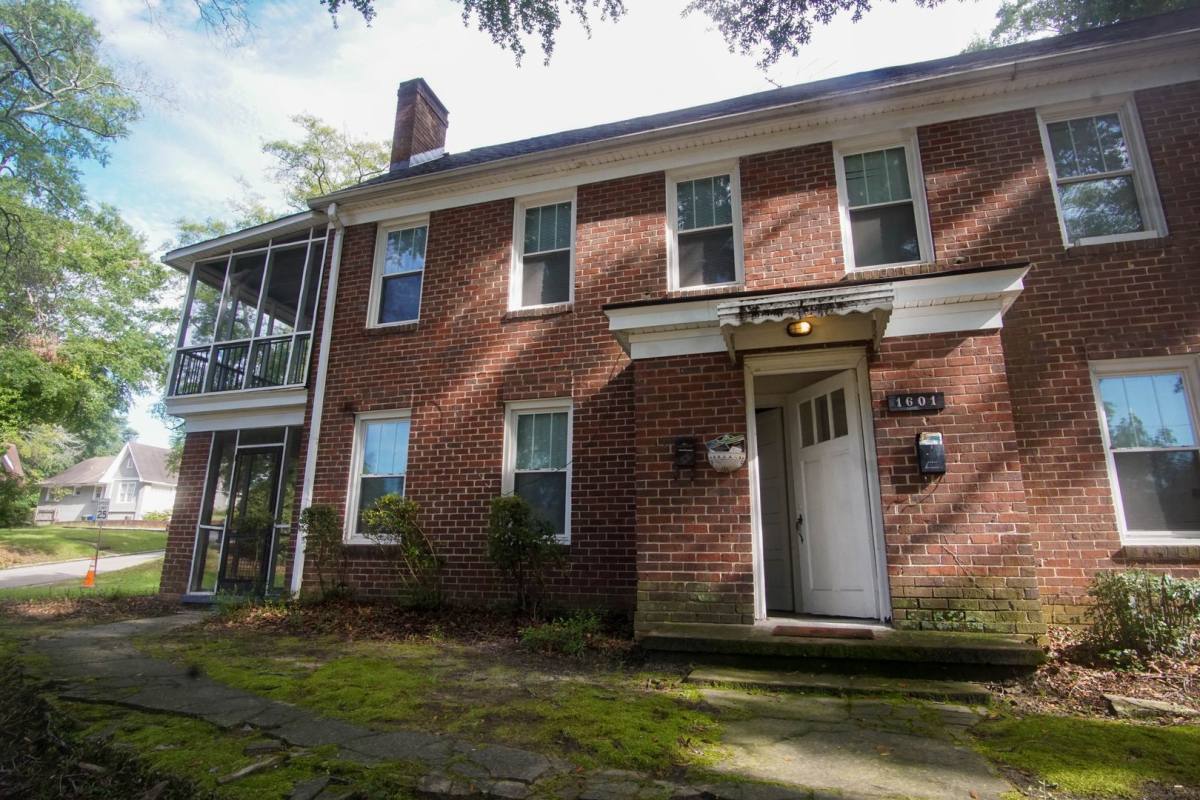 Apartment for rent at 1601 Hollywood, Columbia, SC 29205
