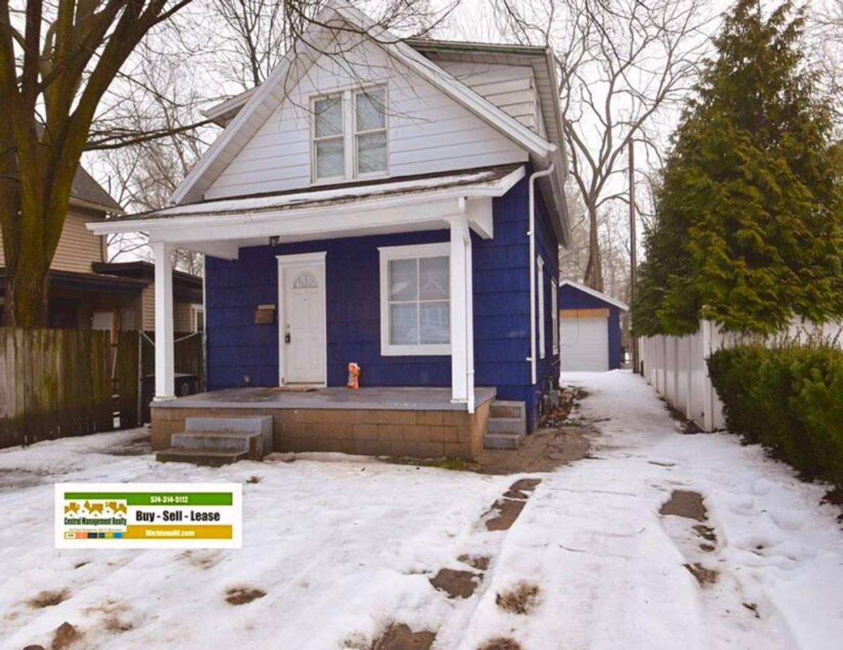 House for rent at 910 N Lawrence, South Bend, IN 46617