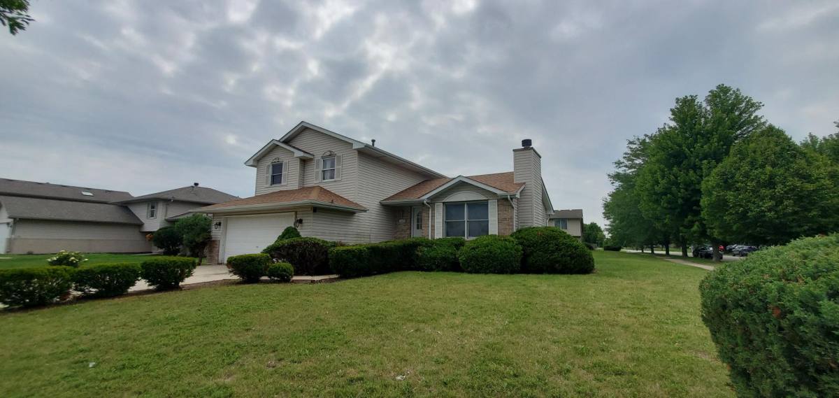 House for rent at 1409 Gilray Dr, Joliet, IL 60431