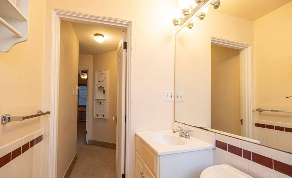 Apartment for rent at 116-120 Central Square, Pittsburgh, PA 15228