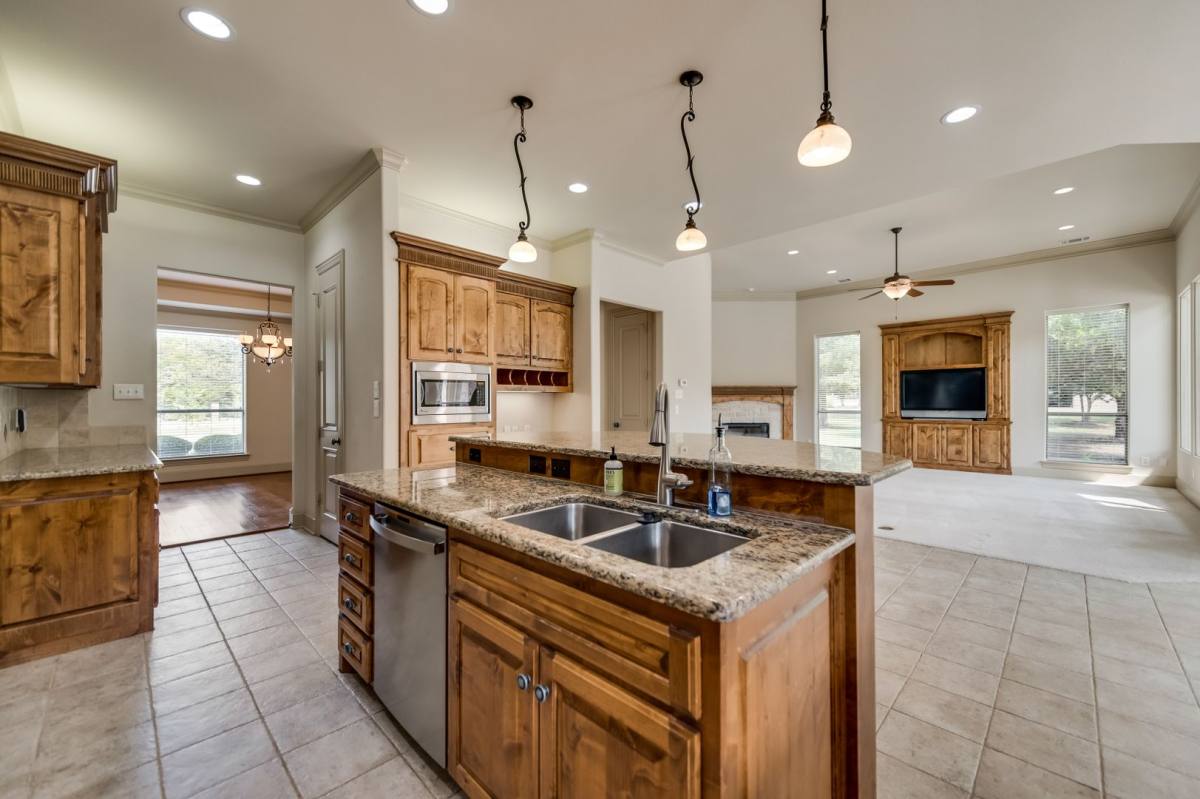 House for rent at 30 Kingsbury Trail, Rockwall, TX 75032